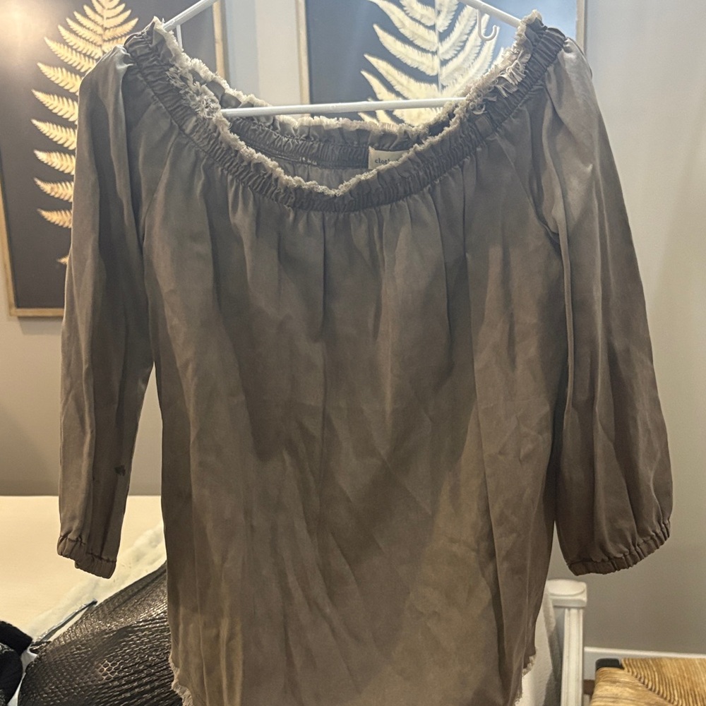 Cloth & Stone Taupe Off-Shoulder Blouse